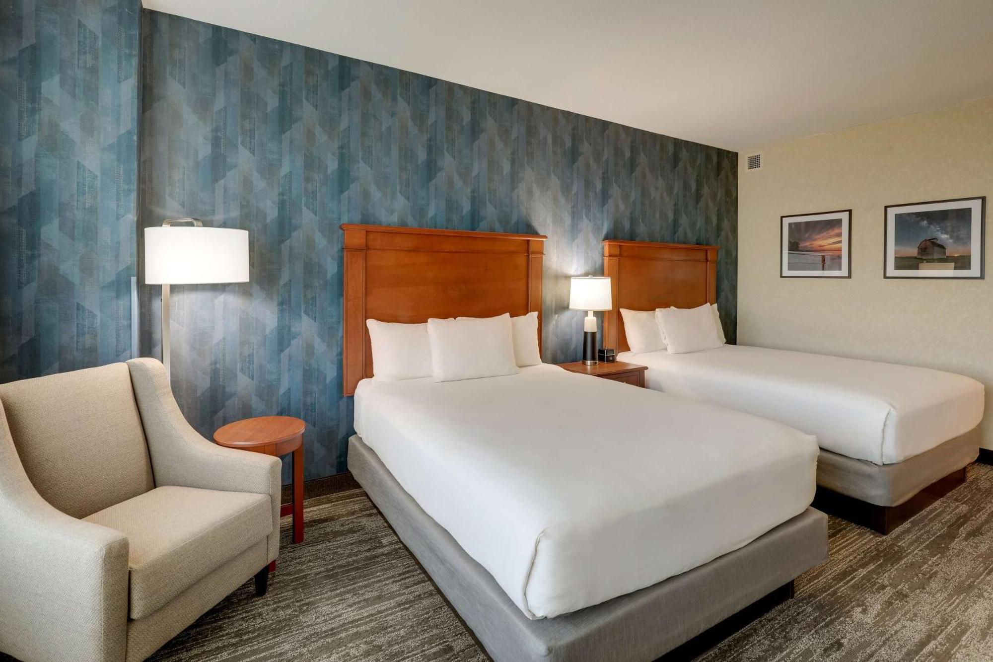 Drury Plaza Hotel Mt Vernon جبل فيرنون المظهر الخارجي الصورة