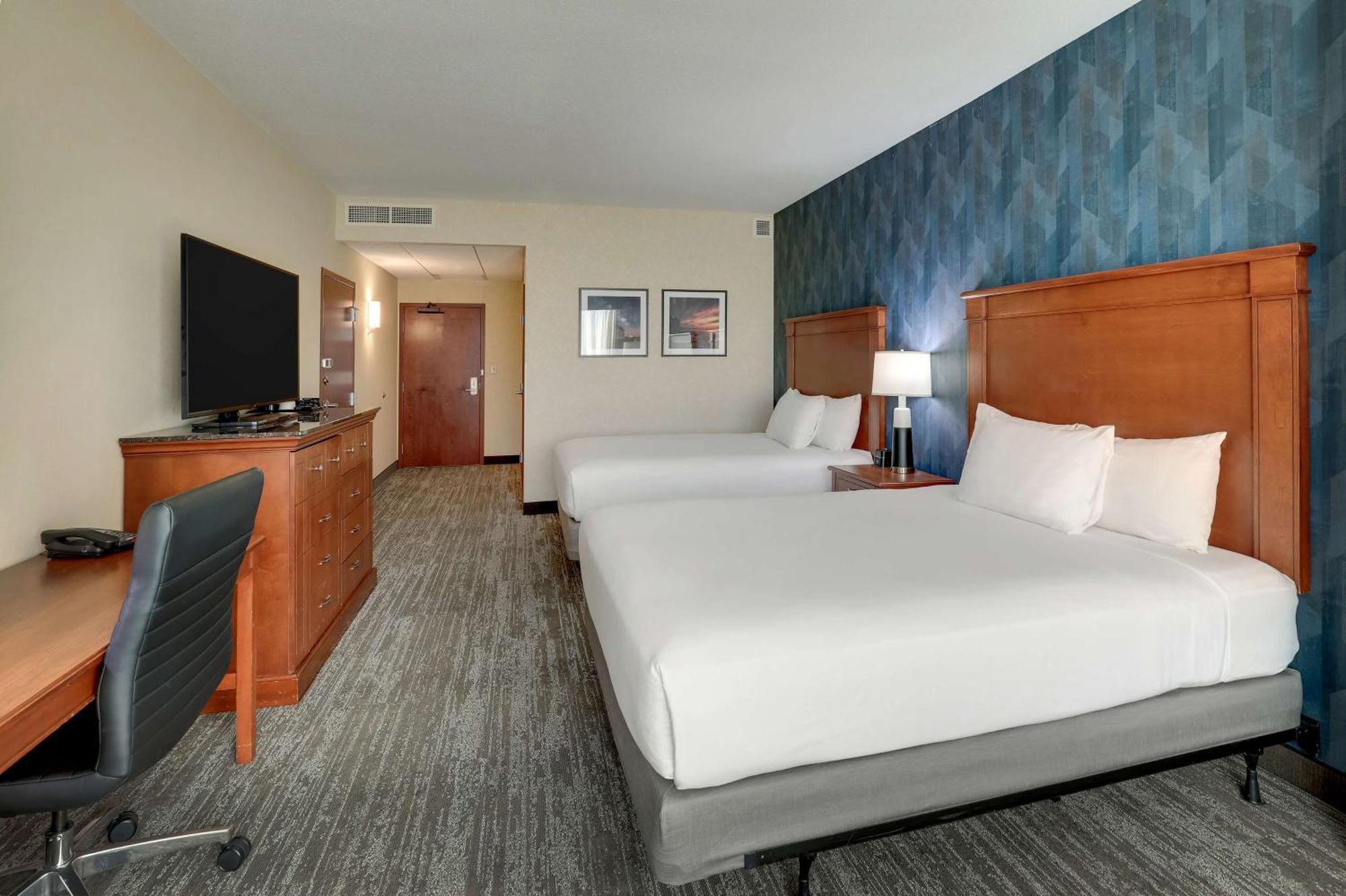 Drury Plaza Hotel Mt Vernon جبل فيرنون المظهر الخارجي الصورة