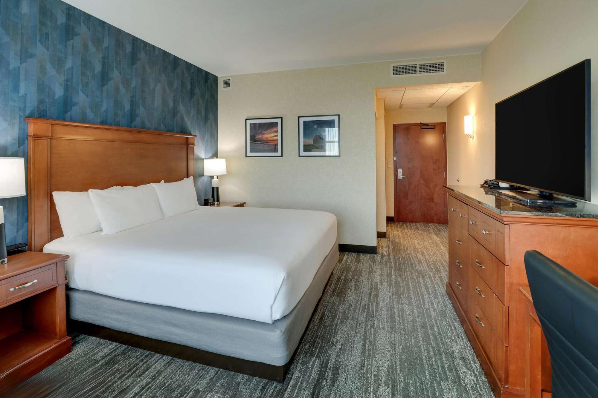 Drury Plaza Hotel Mt Vernon جبل فيرنون المظهر الخارجي الصورة