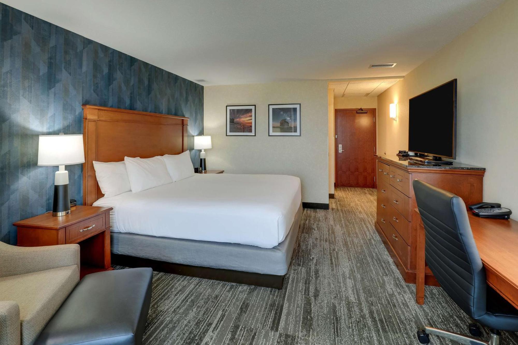 Drury Plaza Hotel Mt Vernon جبل فيرنون المظهر الخارجي الصورة