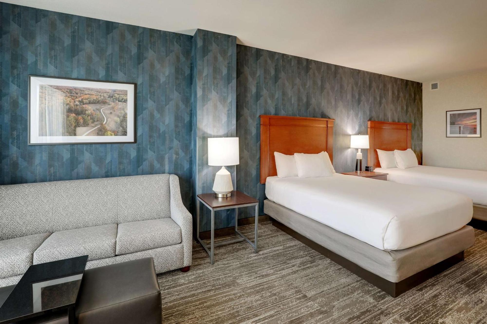 Drury Plaza Hotel Mt Vernon جبل فيرنون المظهر الخارجي الصورة