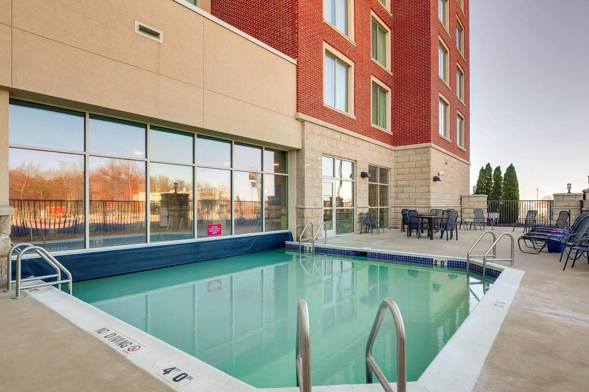Drury Plaza Hotel Mt Vernon جبل فيرنون المظهر الخارجي الصورة